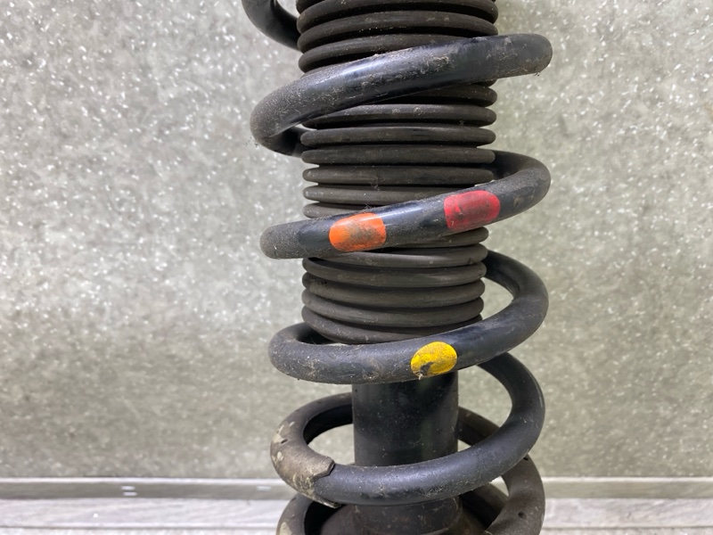 Амортизатор задний SUBARU FORESTER 12-19 2.5 FB25B