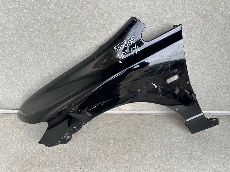 Крыло переднее левое CIVIC 4D 06-11