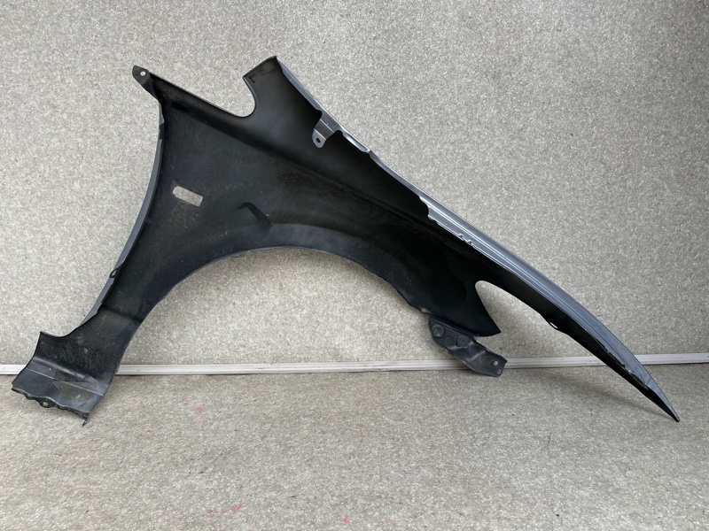 Крыло переднее левое CIVIC 4D 06-11