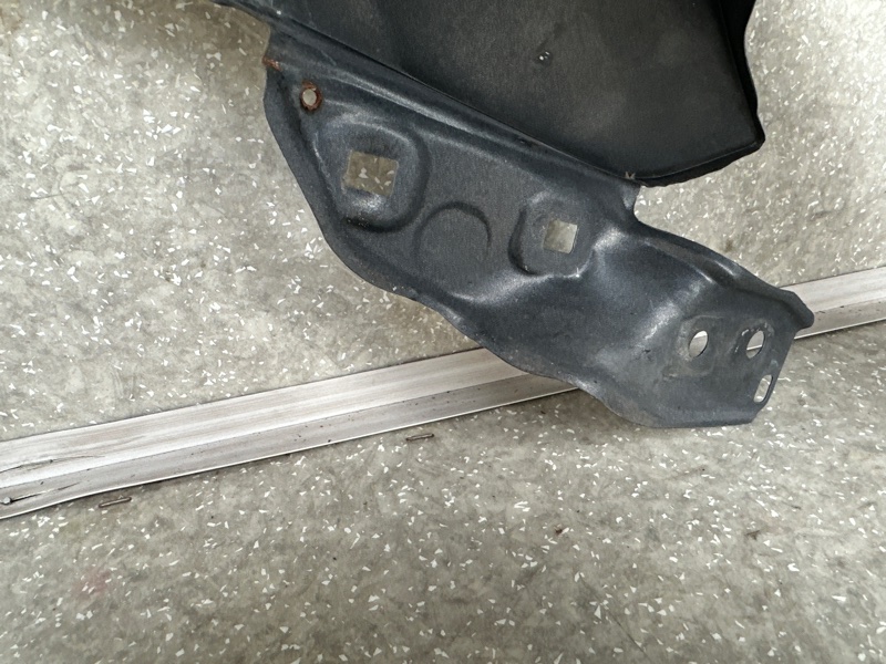 Крыло переднее левое CIVIC 4D 06-11