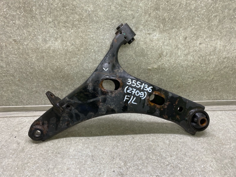 Рычаг передней подвески нижний левый SUBARU FORESTER 12-19 2015 2.5 FB25B 20202SG010 Б/У