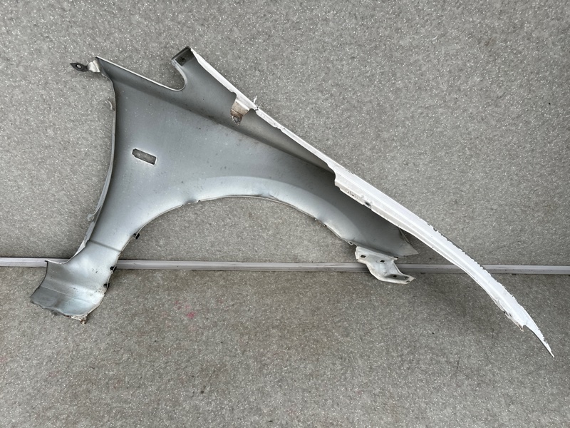 Крыло переднее левое CIVIC 4D 06-11