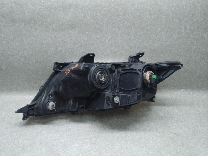 Фара правая TOYOTA VENZA 09-16 3.5 2GR-FE Фара правая TOYOTA VENZA 09-16 3.5 2GR-FE