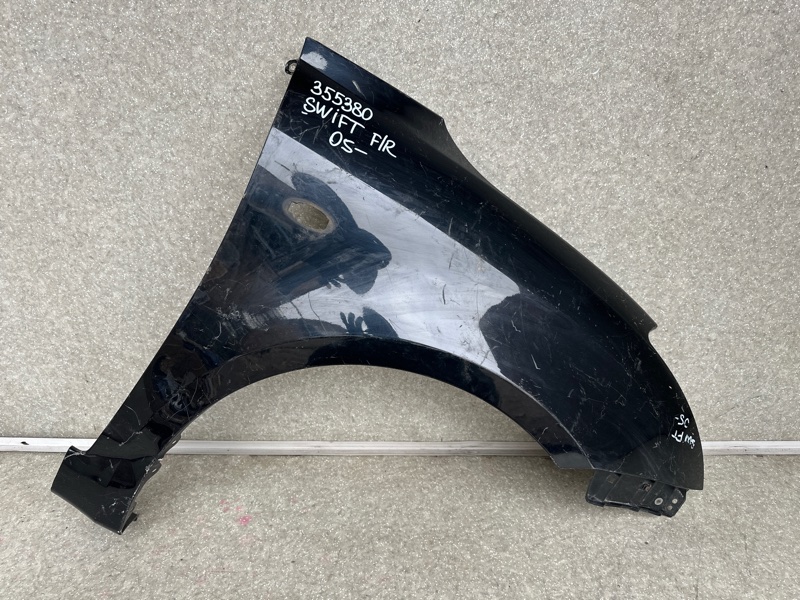 Запчасть крыло переднее правое SUZUKI SWIFT 04-11 57611-63J20 Б/У Крыло переднее правое SUZUKI SWIFT 04-11 57611-63J20 Б/У