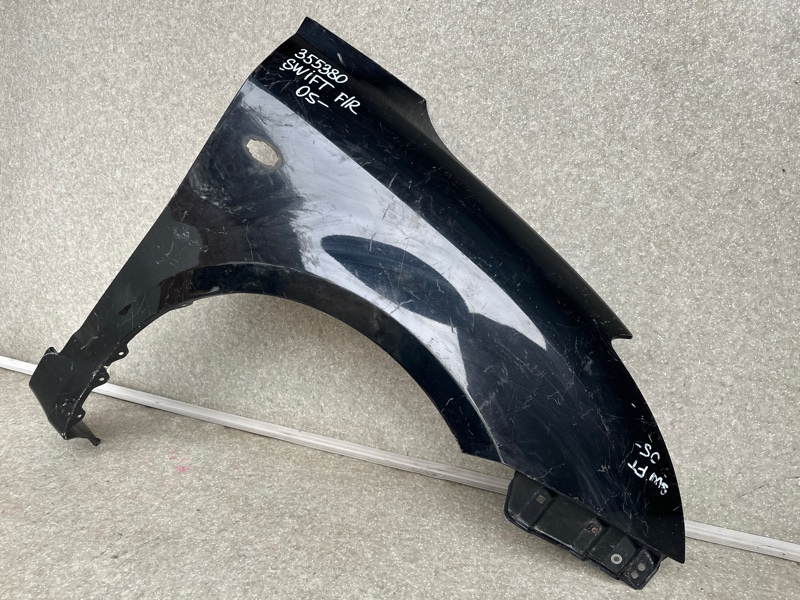 Крыло переднее правое SWIFT 04-11 Крыло переднее правое SWIFT 04-11