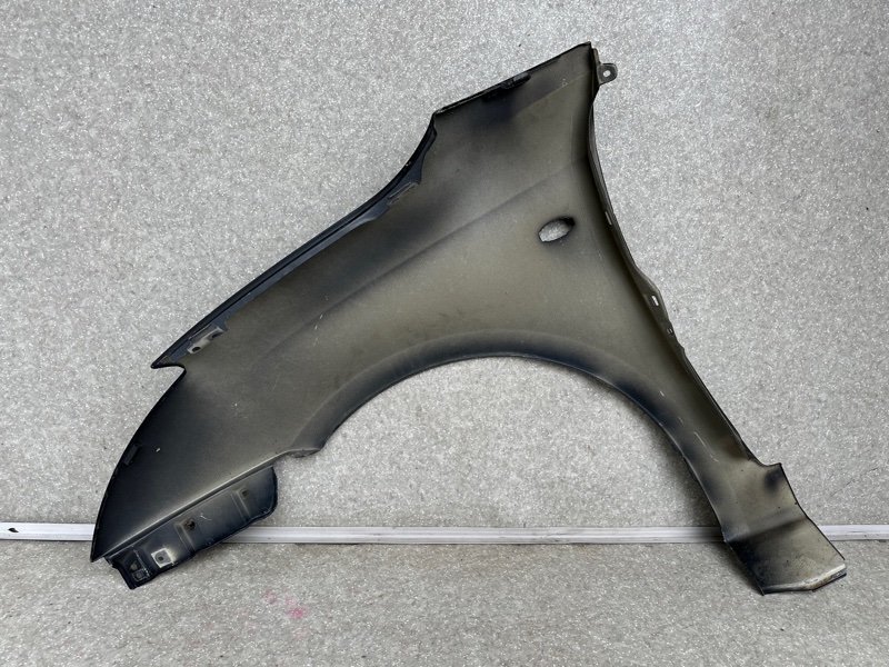 Крыло переднее правое SWIFT 04-11 Крыло переднее правое SWIFT 04-11