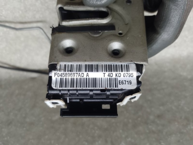 Замок двери передний левый JOURNEY 08-20 2008 3.5 EGF