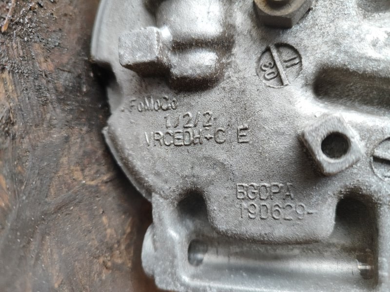 Компрессор кондиционера ESCAPE 12-19 2018 T15HDTX