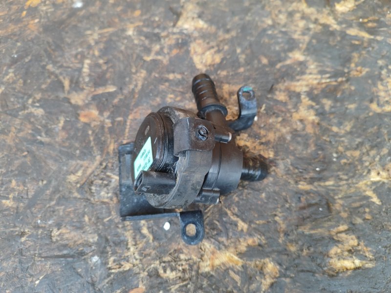 Помпа охлаждения электрическая FORD ESCAPE 12-19 2018 T15HDTX GV61-18D473-AC Б/У