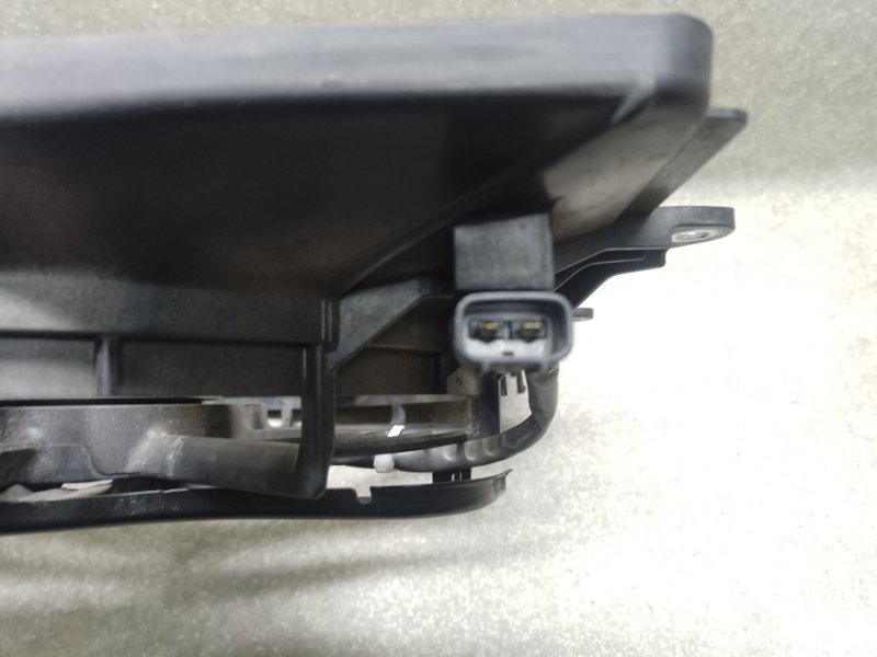 Диффузор вентилятора основного радиатора правый ACURA MDX (YD3) 13-21 3.5 J35Y5