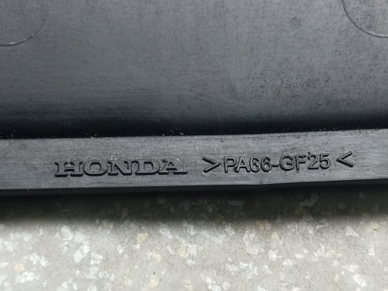 Диффузор вентилятора основного радиатора правый MDX (YD3) 13-21 2016 3.5 J35Y5