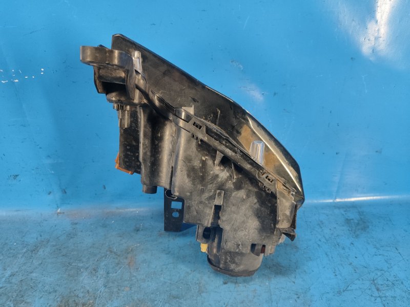 Фара левая GRAND CHEROKEE 11-22 2016 WK2 ERC 3.6L Фара левая GRAND CHEROKEE 11-22 2016 WK2 ERC 3.6L