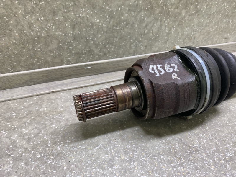 Привод передний правый HYUNDAI ACCENT RB 10- ХЭТЧБЭК 1.6 G4FD