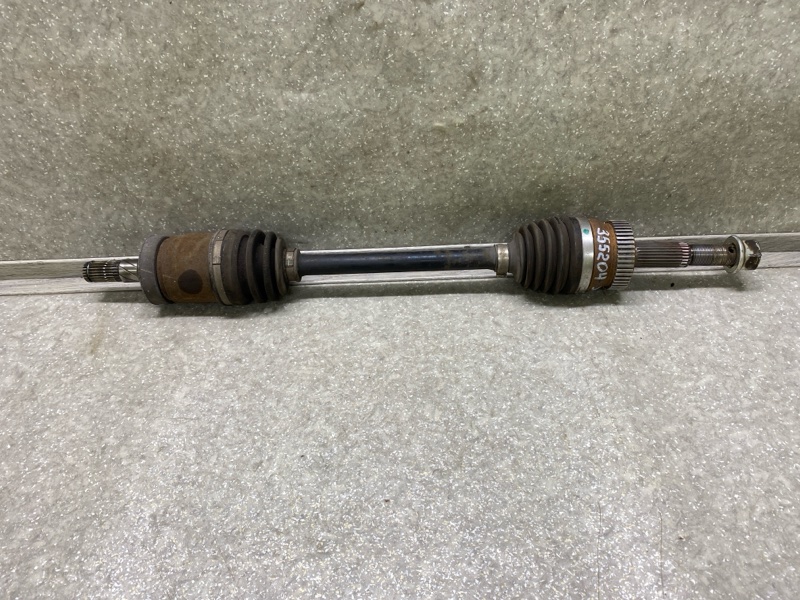 Привод задний левый NISSAN JUKE 10-19 2011 1.6 MR16DDT 39600-1KD0A Б/У