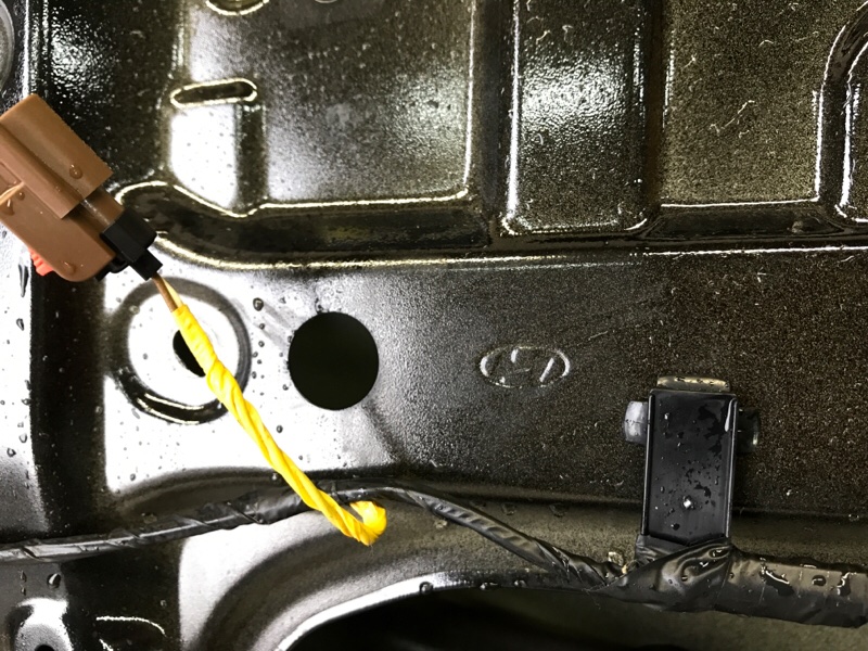 Дверь передняя правая ACCENT RB 10- 2013 ХЭТЧБЭК 1.6 G4FD