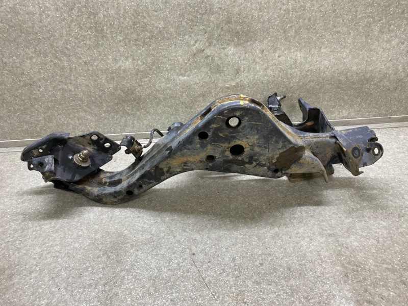 Рычаг задней подвески продольный правый X-TRAIL/ROGUE T32 13-20