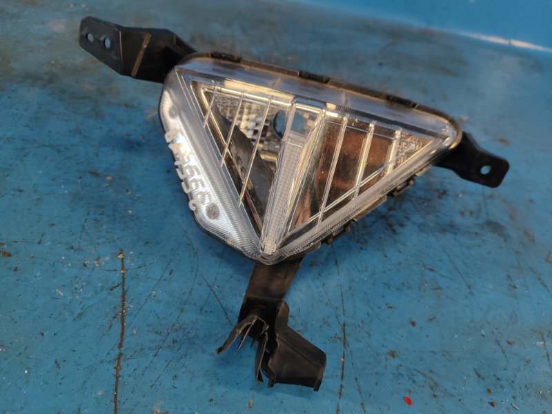 Противотуманная фара левая ELANTRA AD 16-