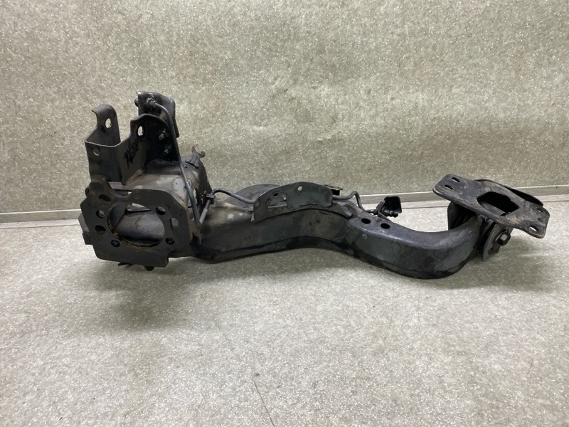 Рычаг задней подвески продольный правый NISSAN X-TRAIL/ROGUE T32 13-20 55501-5HA0B Б/У