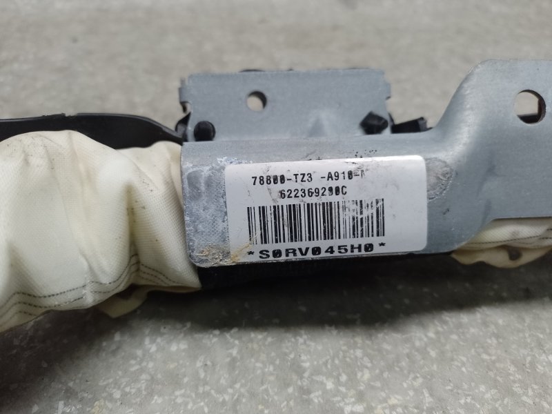 Подушка безопасности (штора) правая TLX 14-17 2017 2.4 K24W7