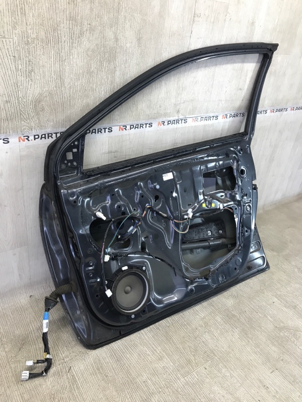 Дверь передняя правая COROLLA 150 06-13 2011 1.8 2ZRFE