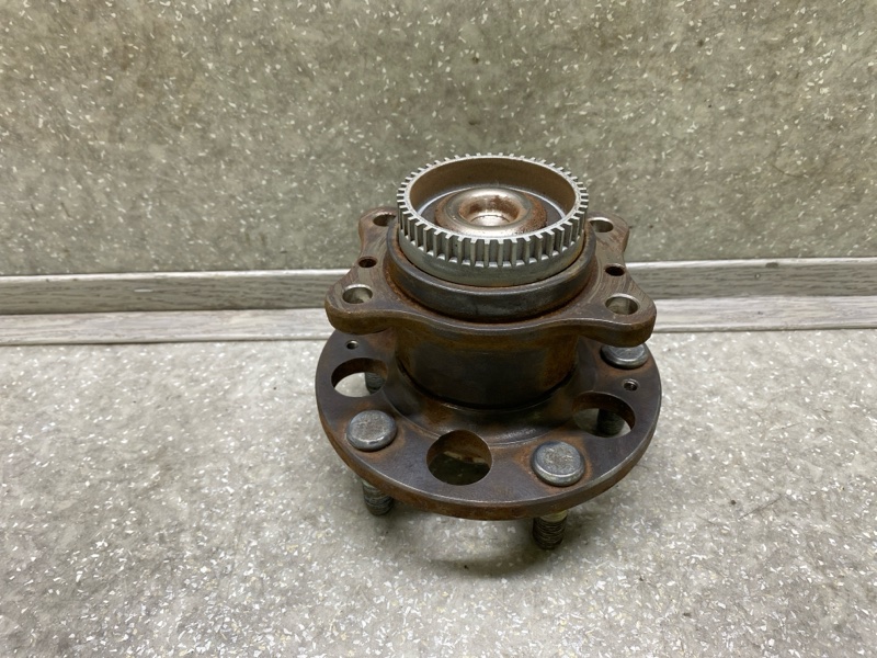 Ступица задняя ELANTRA MD 10-15