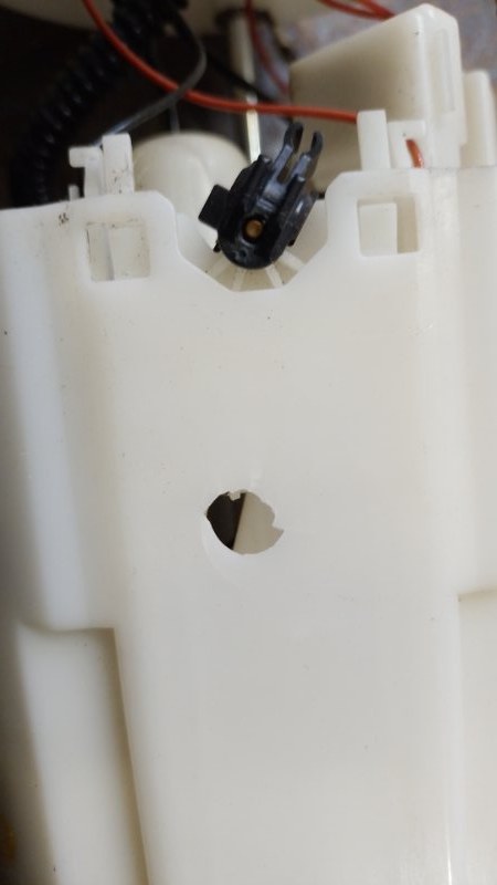 Топливный насос 3 BL 09-13 2009 Седан 2.0