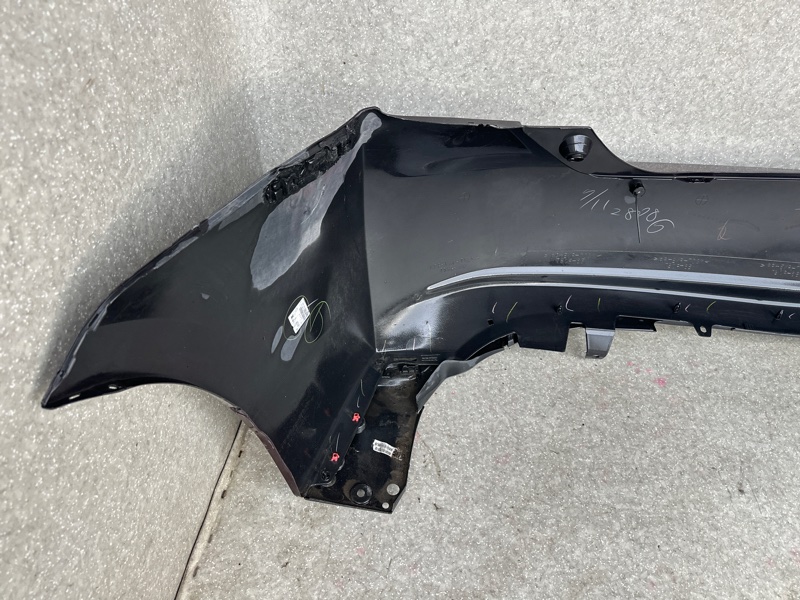 Бампер задний PRIUS - 30 09-17