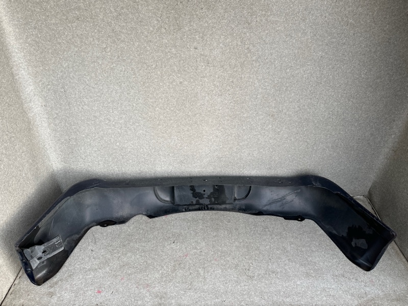 Бампер задний DURANGO 98-03 Бампер задний DURANGO 98-03