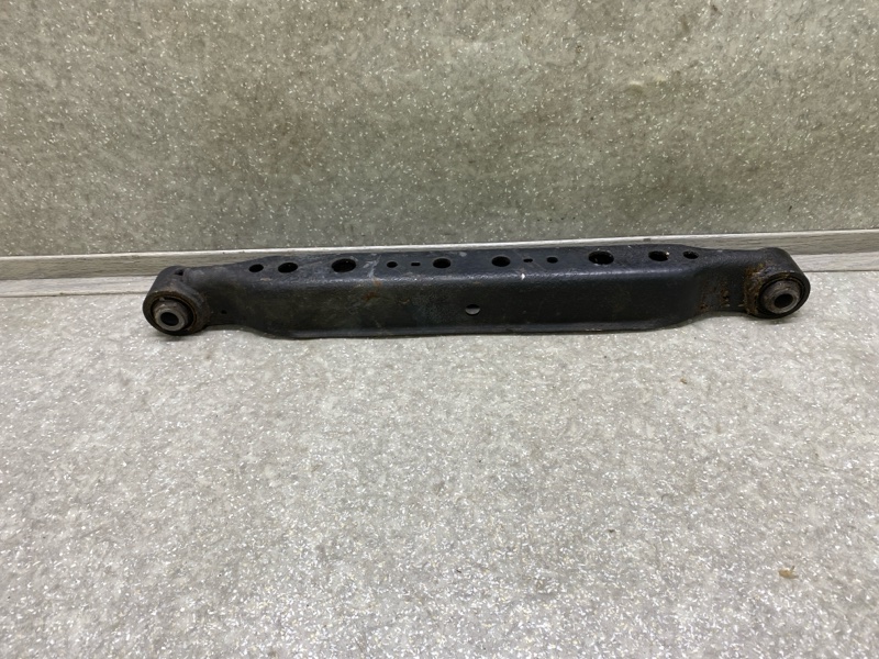 Рычаг задней подвески поперечный нижний X-TRAIL/ROGUE T32 13-20 Рычаг задней подвески поперечный нижний X-TRAIL/ROGUE T32 13-20