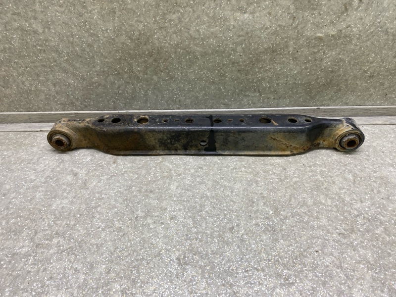 Рычаг задней подвески поперечный нижний X-TRAIL/ROGUE T32 13-20 Рычаг задней подвески поперечный нижний X-TRAIL/ROGUE T32 13-20