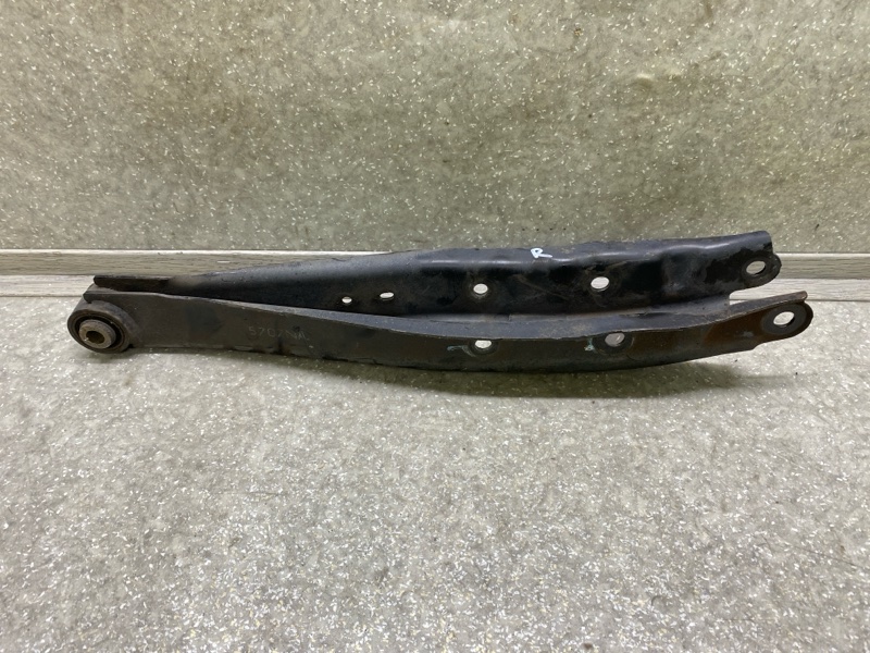 Рычаг задней подвески поперечный нижний задний правый SUBARU FORESTER 12-19 2.5 FB25B