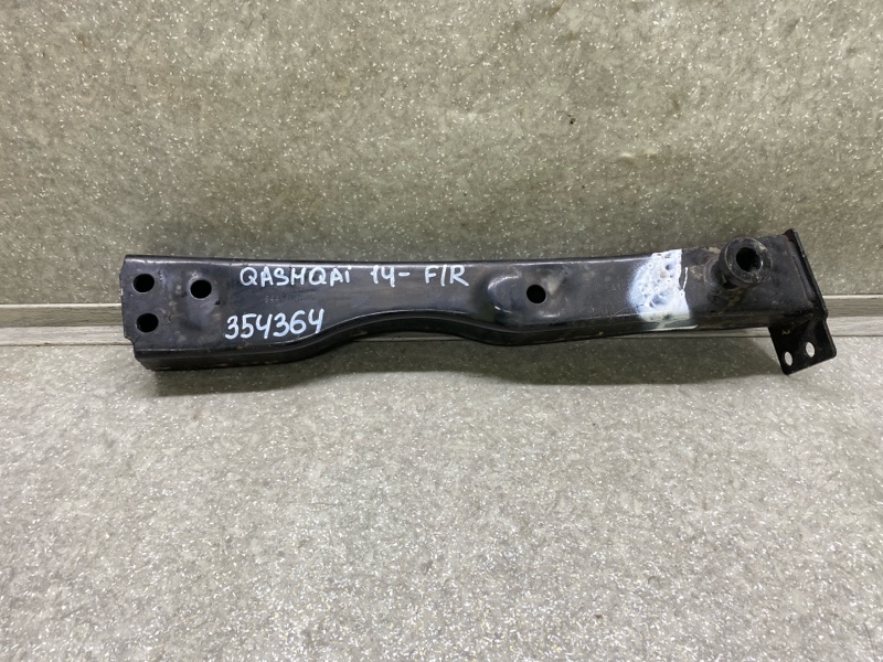Крепление балки подвески переднее правое NISSAN QASHQAI/ROGUE SPORT 14- 54410-4EA0B Б/У