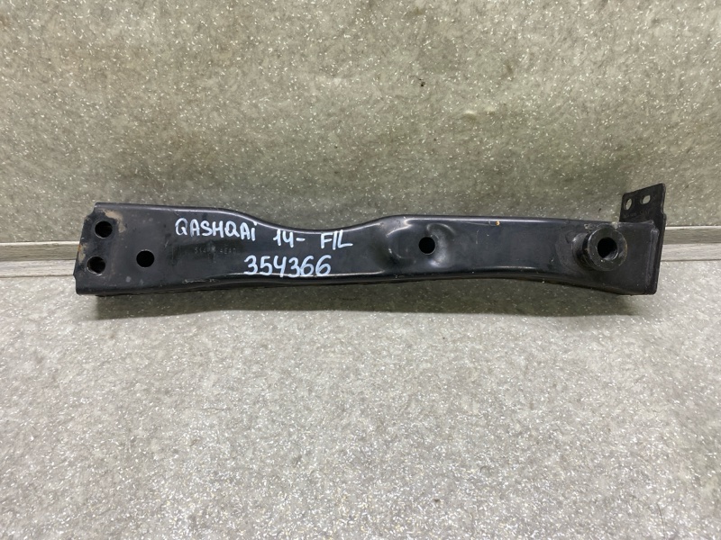 Крепление балки подвески переднее левое NISSAN QASHQAI/ROGUE SPORT 14- 54411-4EA0B Б/У