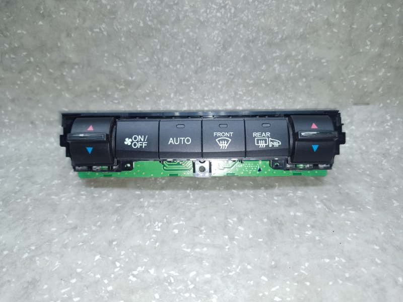 Блок управления печкой ACURA TLX 14-17 2017 2.4 K24W7 39544-TZ3-A14 Б/У