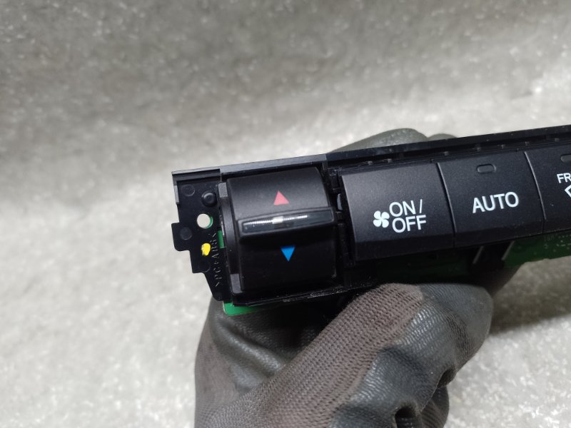 Блок управления печкой TLX 14-17 2017 2.4 K24W7