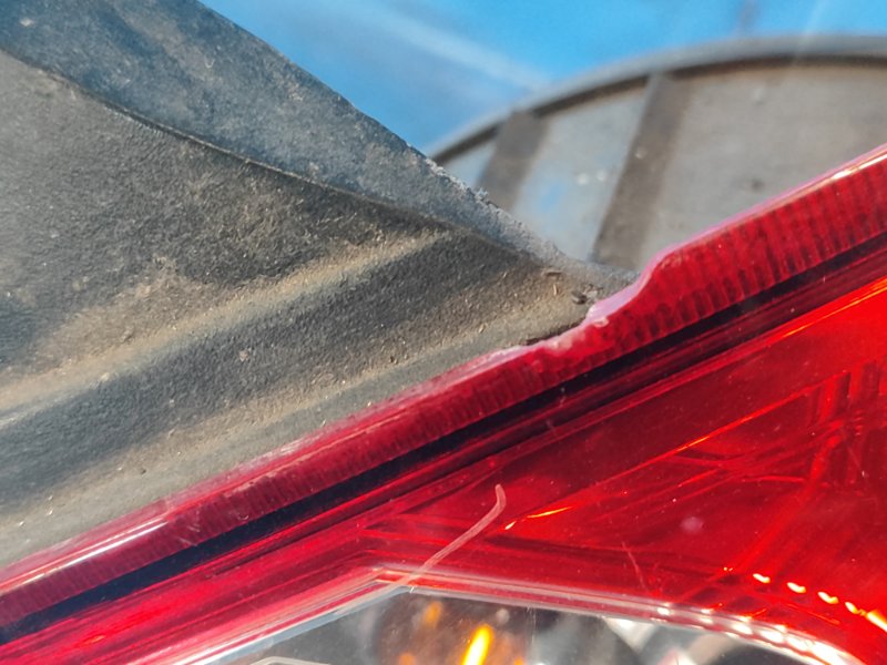 Фонарь наружный правый VERSA B17 11-19