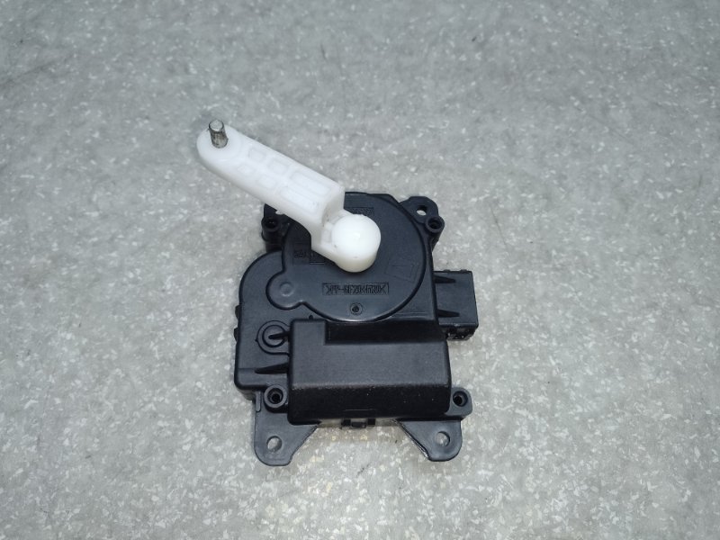 Моторчик заслонки печки ACURA TLX 14-17 2017 2.4 K24W7 79140-TZ3-A41 Б/У