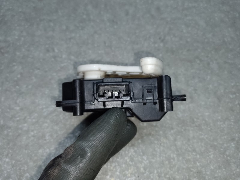 Моторчик заслонки печки ACURA TLX 14-17 2.4 K24W7