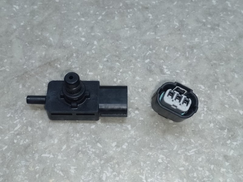 Датчик давления топлива ACURA TLX 14-17 2017 2.4 K24W7 37940-SNA-A01 Б/У