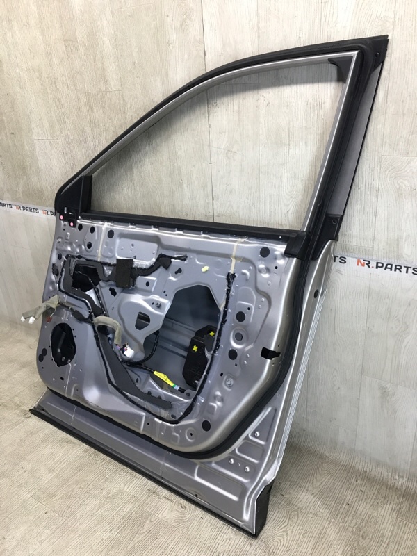 Дверь передняя правая X-TRAIL/ROGUE T33 20- 2021 2.5 PR25DD