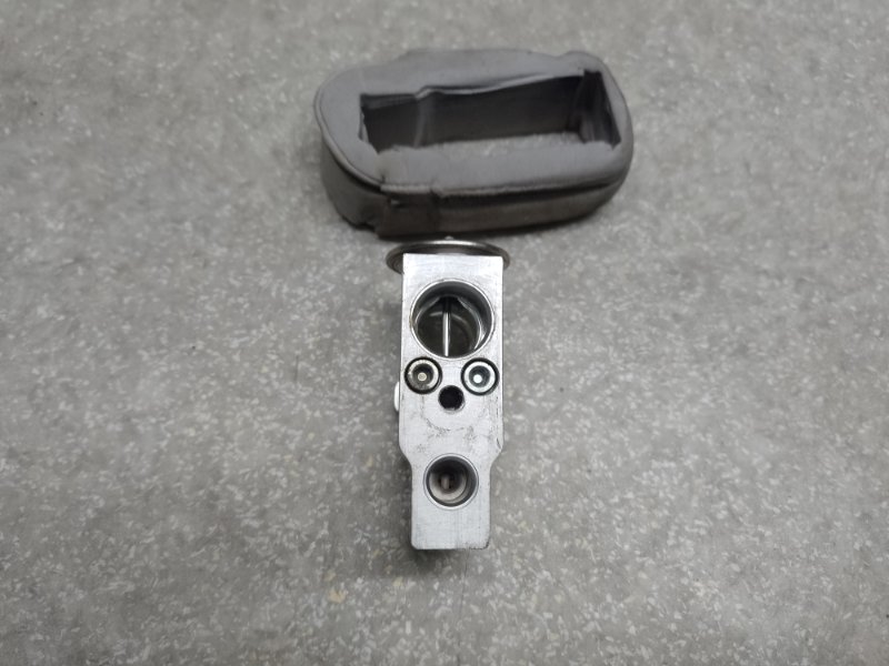 Клапан кондиционера TLX 14-17 2017 2.4 K24W7