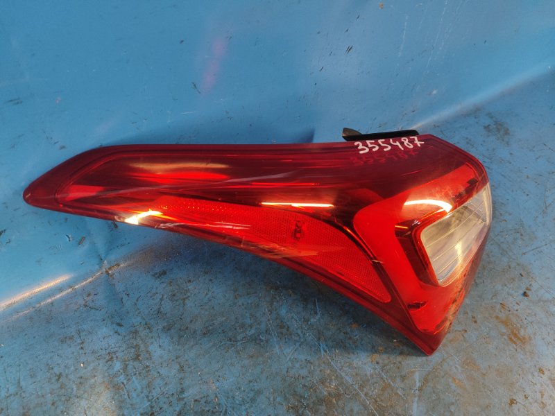 Фонарь наружный левый HYUNDAI ELANTRA GD 12-17 ХЭТЧБЭК 2.0 G4NC