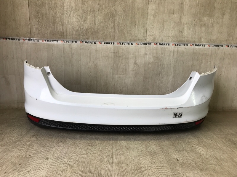 Бампер задний FORD FOCUS 10-18 2014 2.0 C20HDEX CP9Z-17K835-BACP Б/У