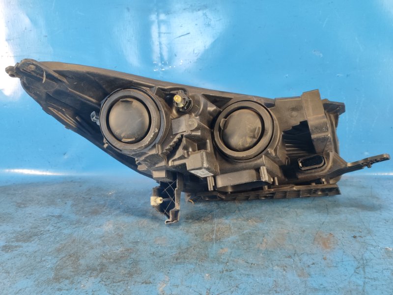 Фара левая ESCAPE 12-19