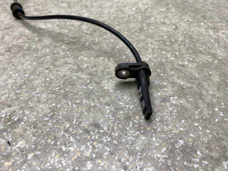 Датчик ABS передний правый FORESTER 12-19 2015 2.5 FB25B