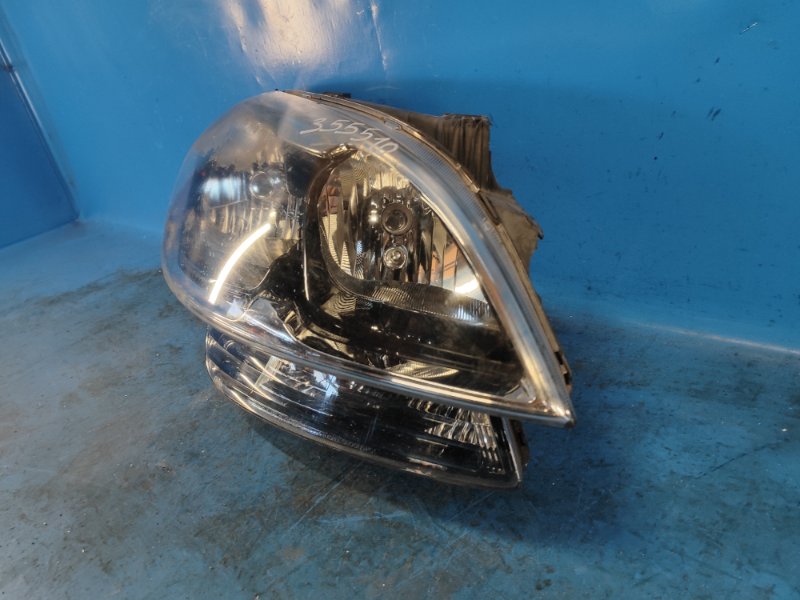 Фара правая KIA SOUL AM 08-13