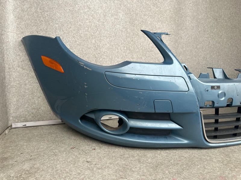 Бампер передний VOLKSWAGEN EOS 06-10