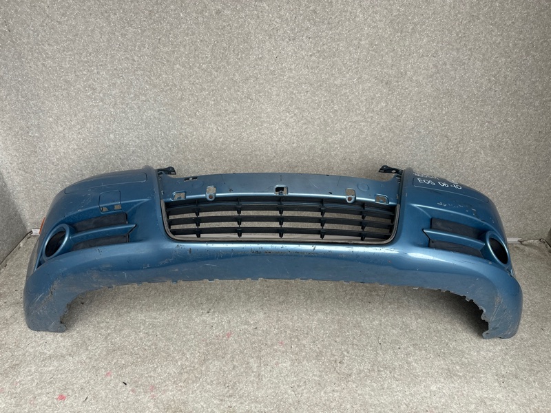 Бампер передний EOS 06-10