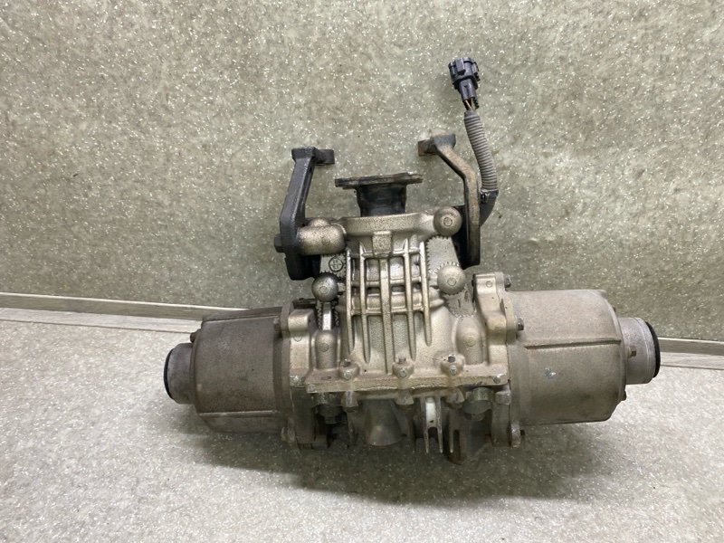 Редуктор задний JUKE 10-19 2011 1.6 MR16DDT