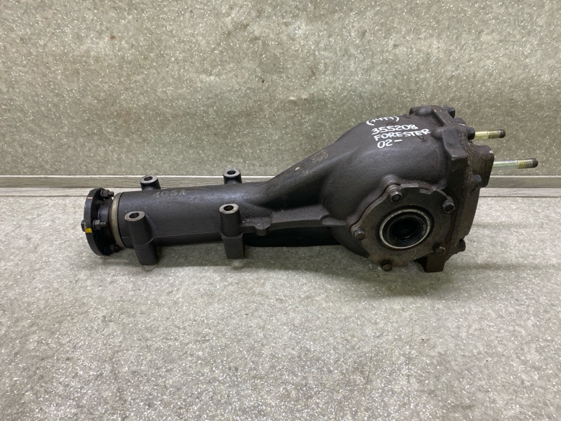Редуктор задний SUBARU FORESTER SG 02-07 2005 2.5 EJ253 27011AA541 Б/У